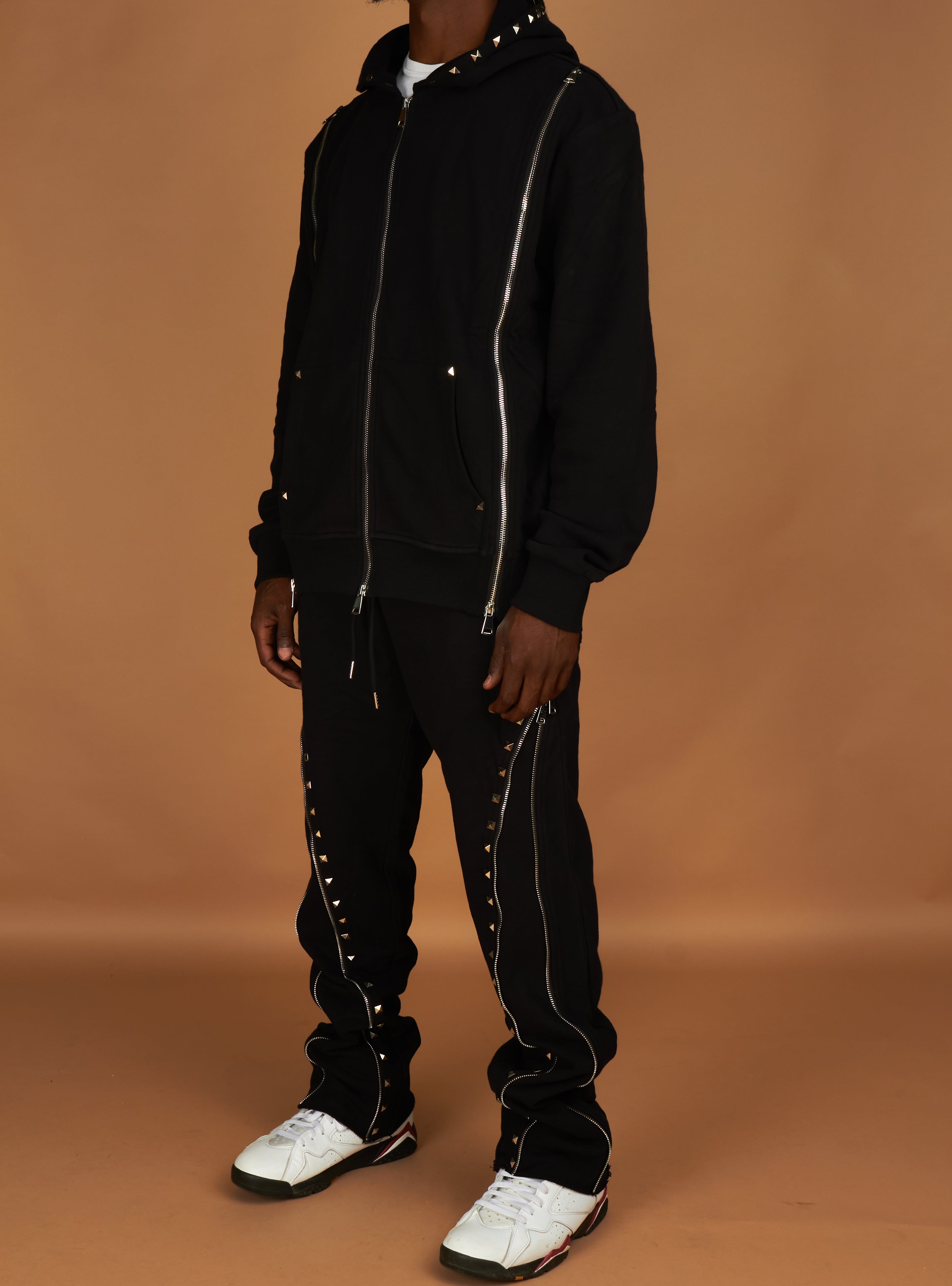Politics Sweatsuit - Rivet - Black - 715/725